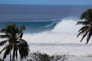 Line drive at Tres Palmas.